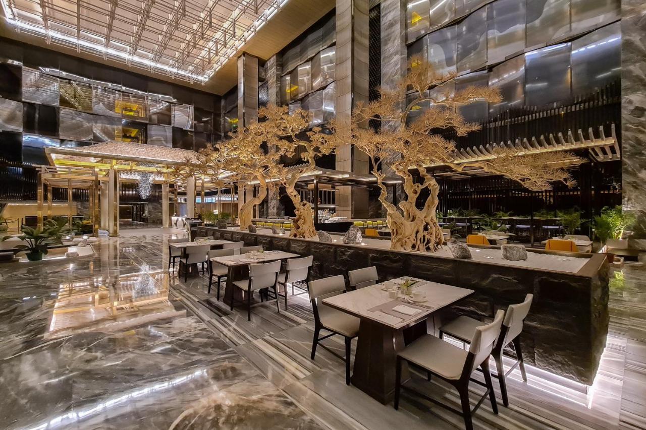 Hotel Okura Manila At Newport World Resorts Pasay Exterior photo