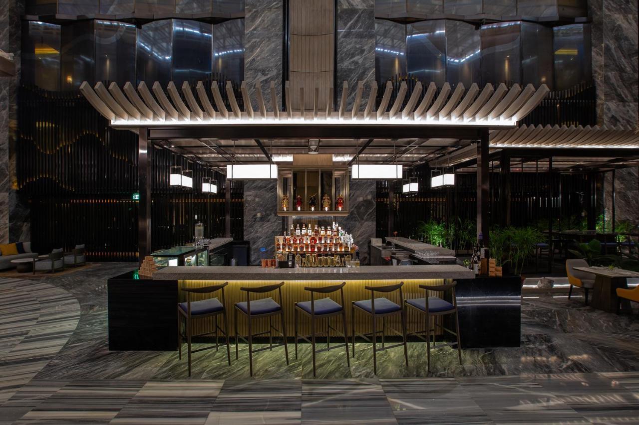 Hotel Okura Manila At Newport World Resorts Pasay Exterior photo